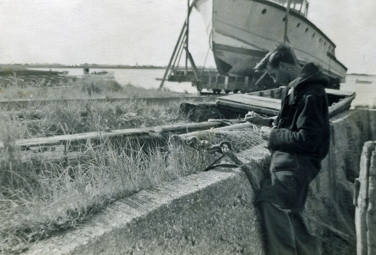 ACQ922-1-2.jpg