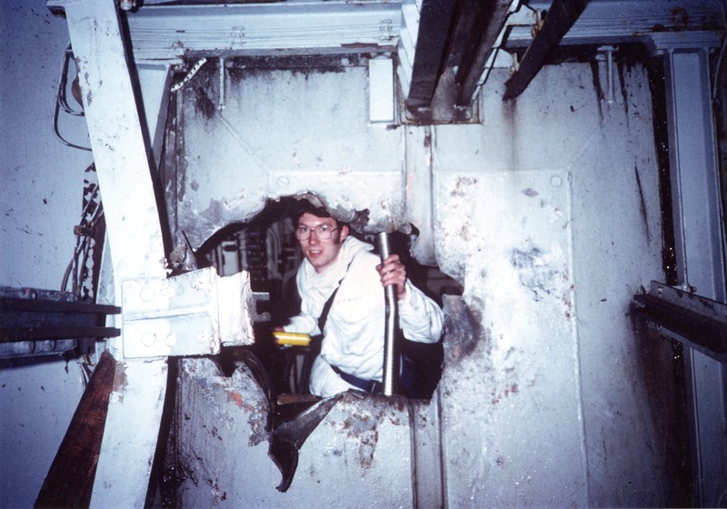 Picture 3 from Andrew Norton San Carlos - Flash Door Damage - Lt White (123.17) 9th April.jpg